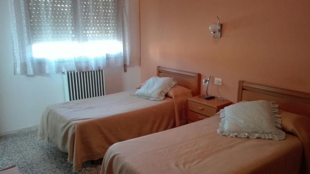 Hostal Terraferma Algerri Kültér fotó